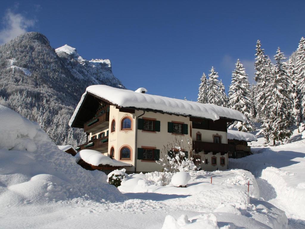Pension Sonneck Lofer Exterior photo